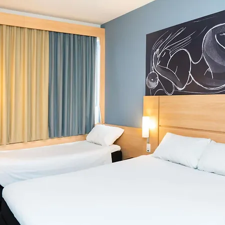 Ibis Santos Valongo-3